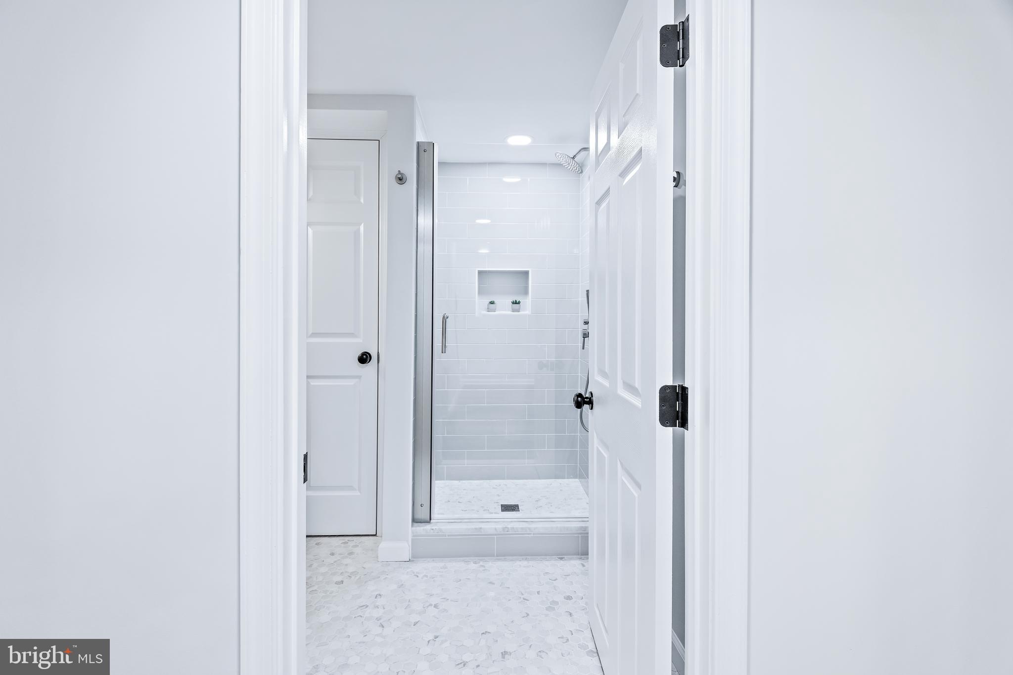 GARDEN FARMS - Residential