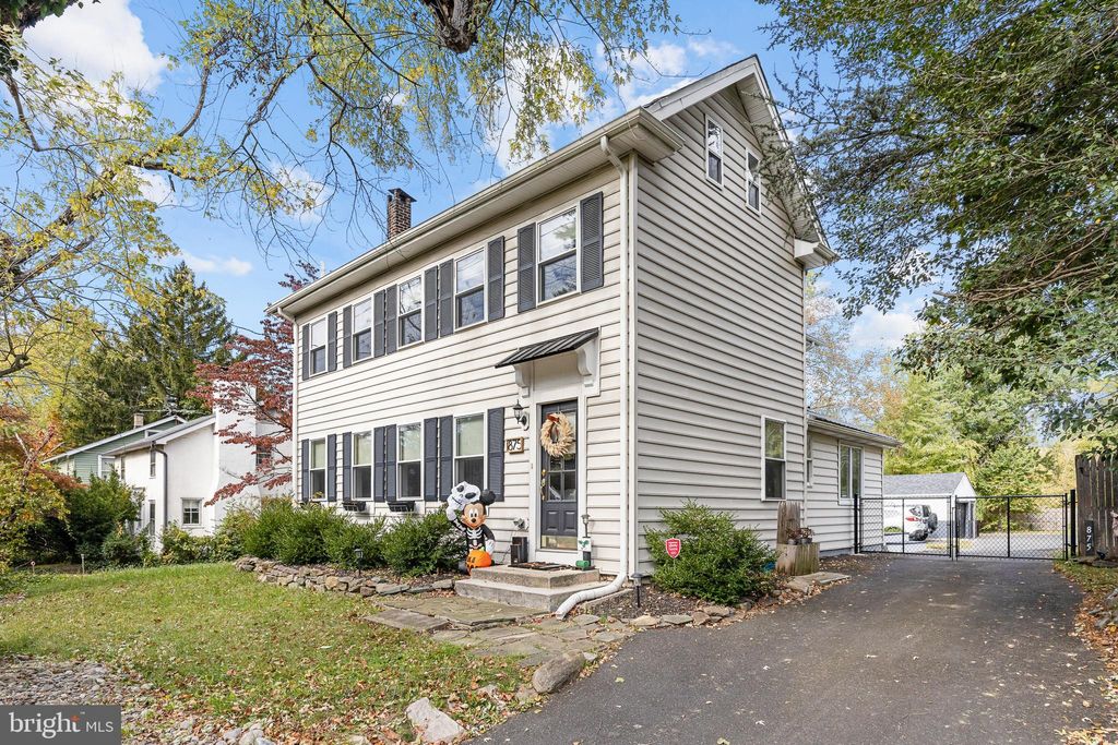 Photo of 875 W Bristol Road, WARMINSTER, PA 18974 (MLS # PABU2107812)