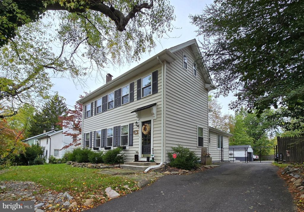 Photo of 875 W Bristol Road, WARMINSTER, PA 18974 (MLS # PABU2107812)