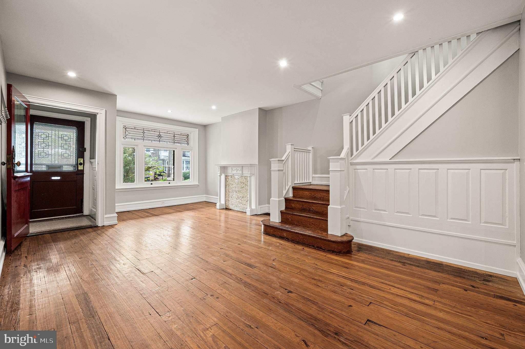 5321 LOCUST STREET