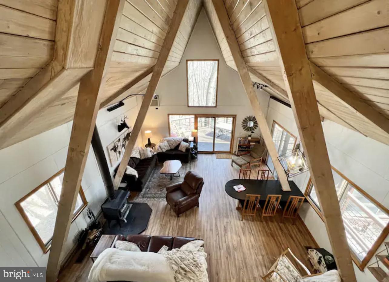 COOLFONT MOUNTAINSIDE - Residential