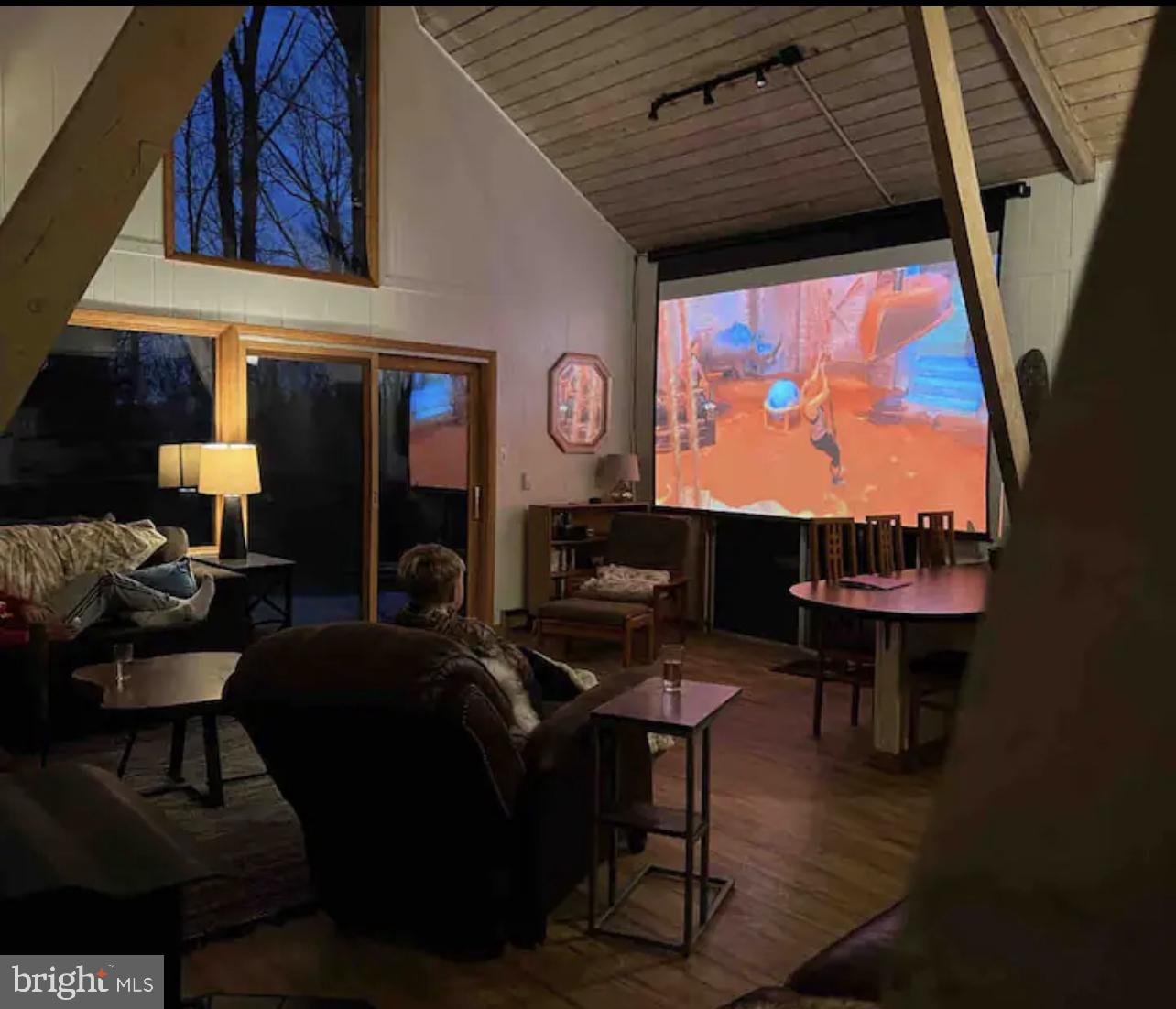 COOLFONT MOUNTAINSIDE - Residential