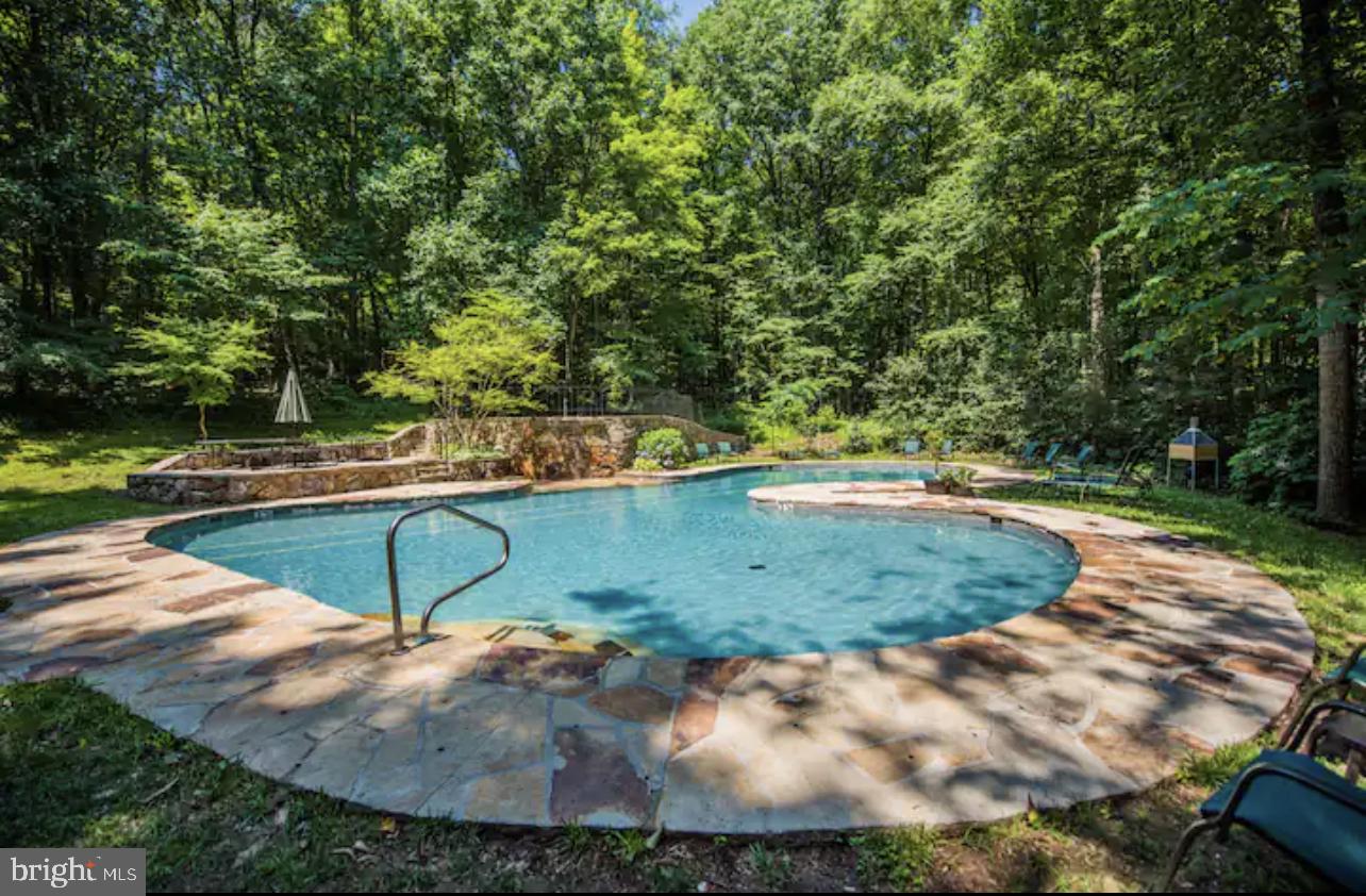 COOLFONT MOUNTAINSIDE - Residential