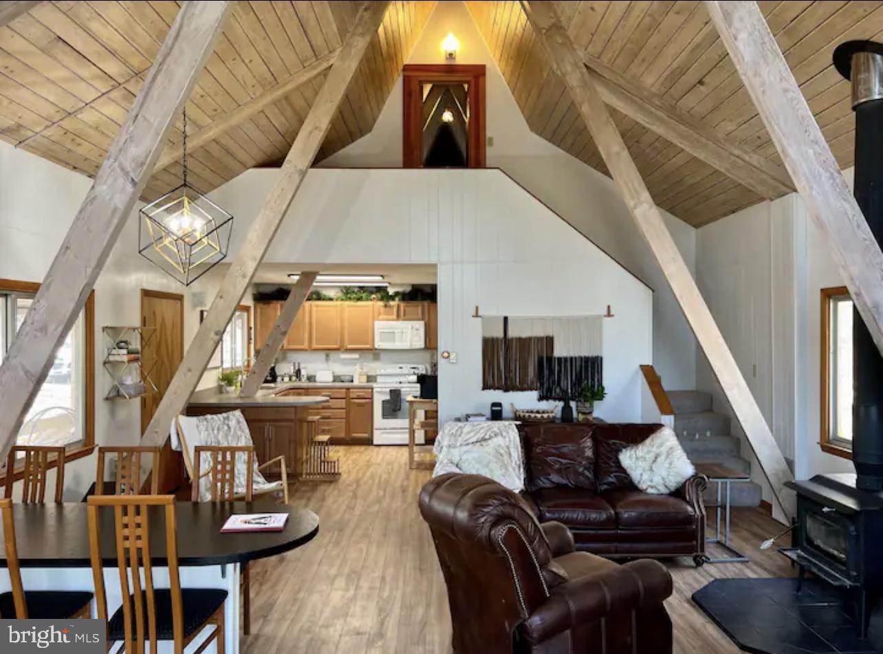 COOLFONT MOUNTAINSIDE - Residential