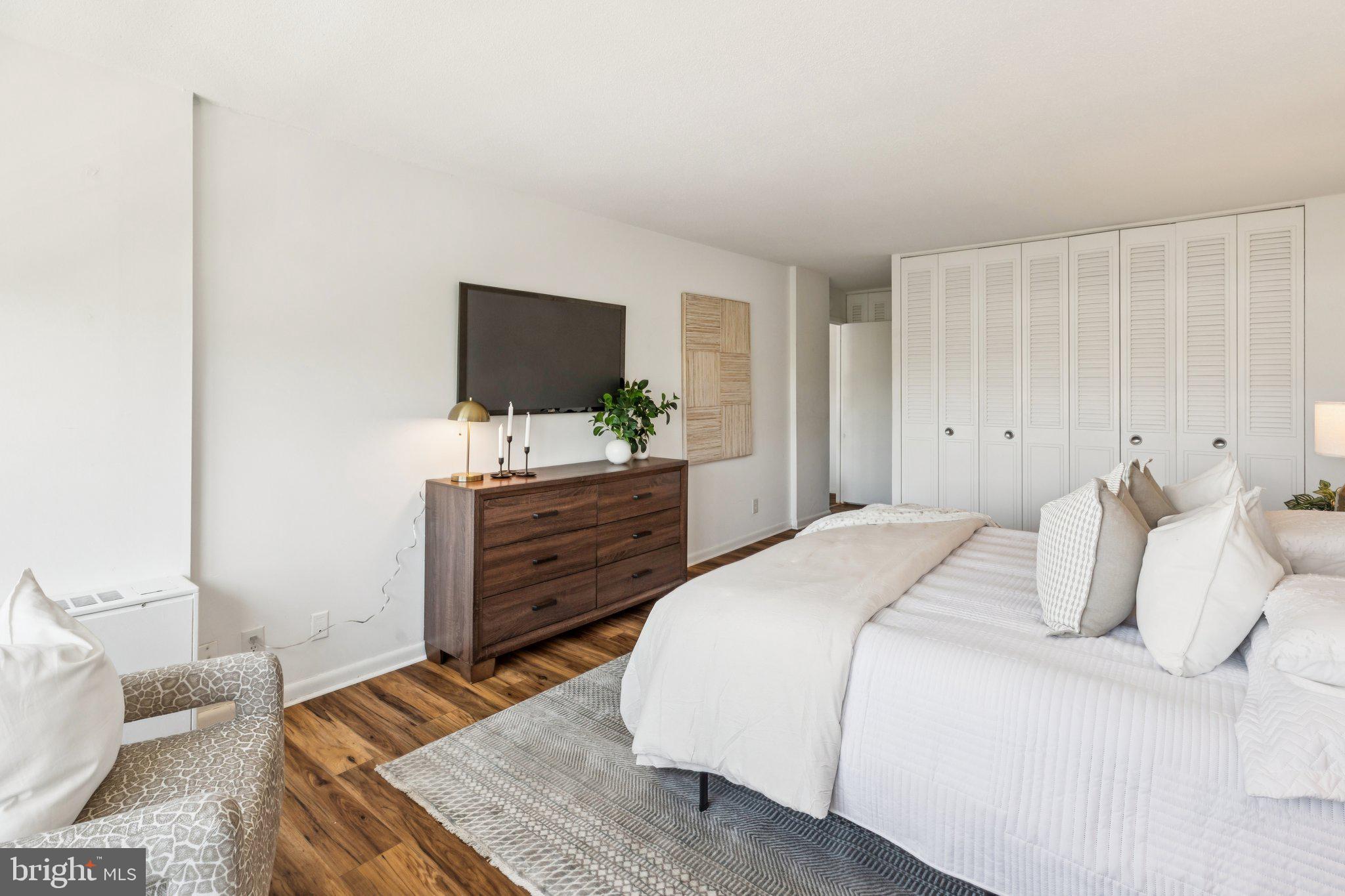 GREEN HILL - Residential