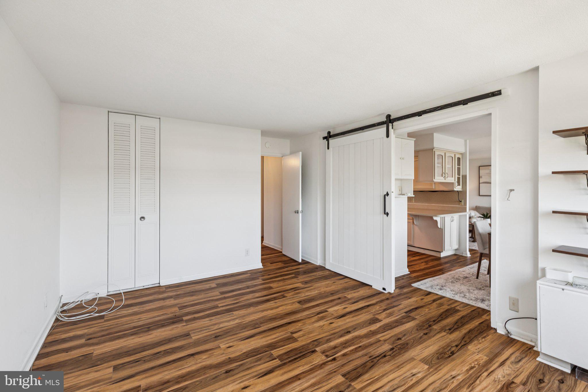 GREEN HILL - Residential