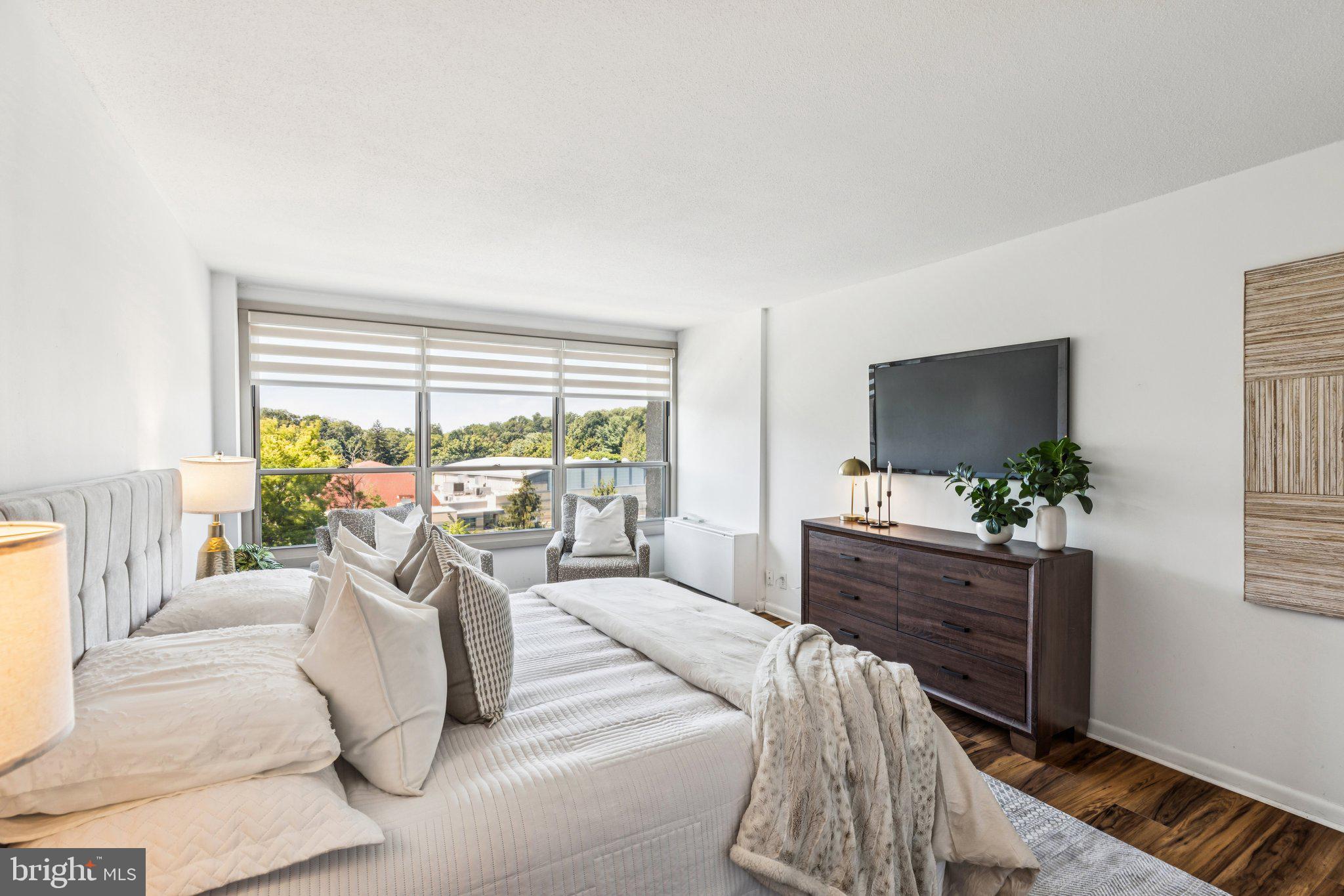 GREEN HILL - Residential