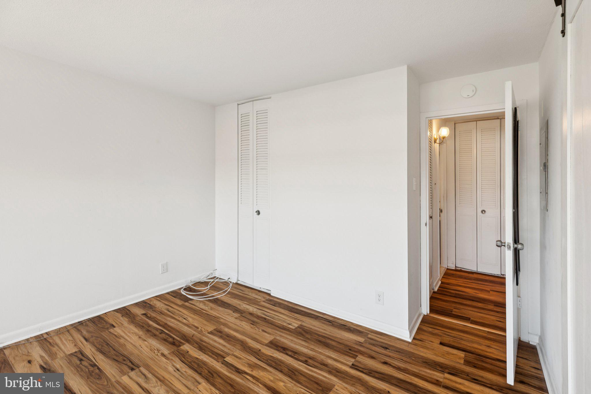 GREEN HILL - Residential