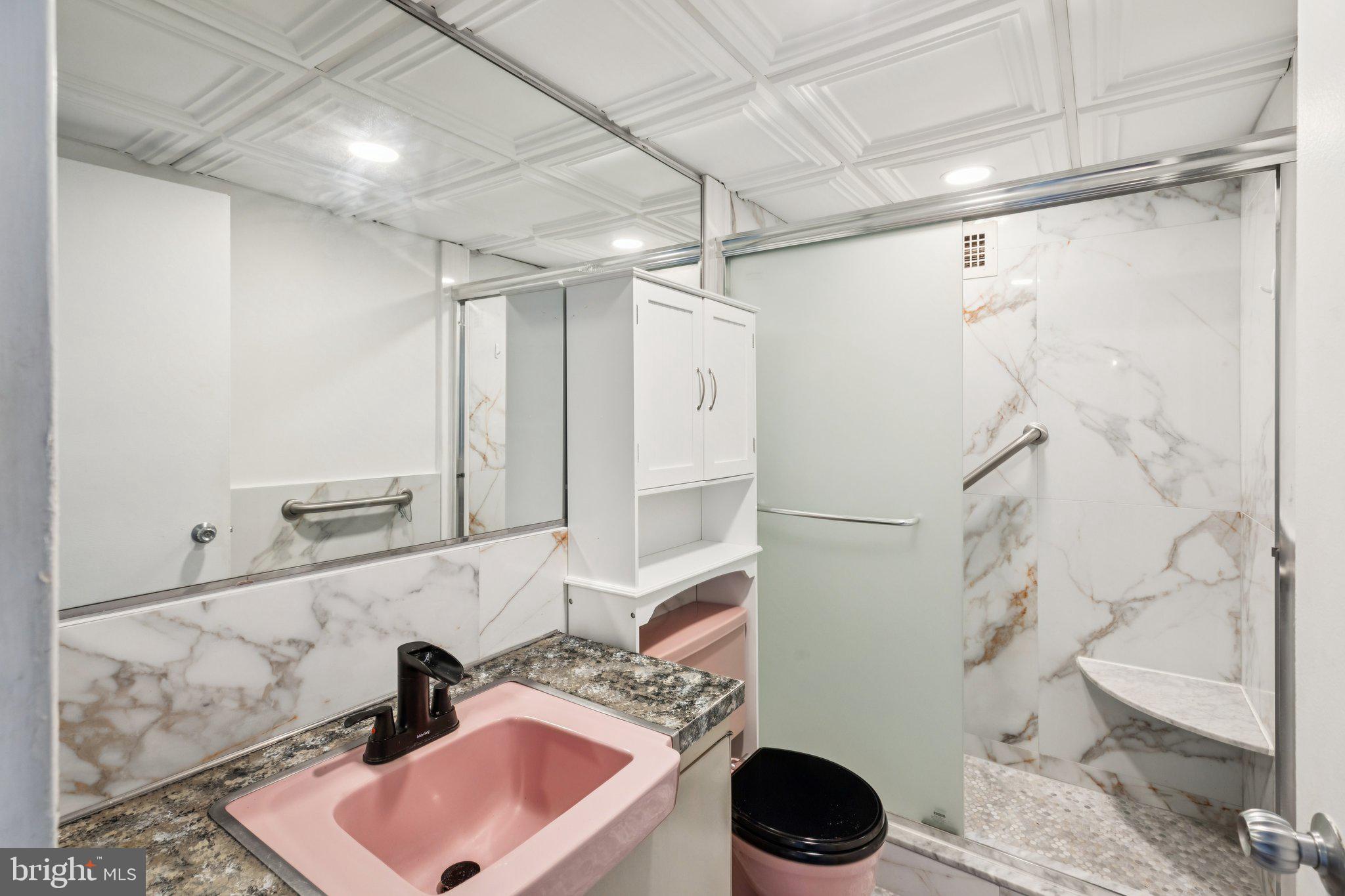 GREEN HILL - Residential