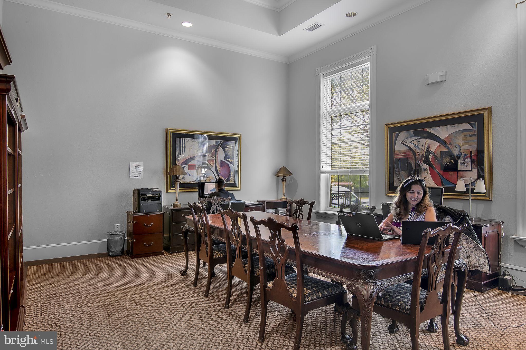 GATES OF MCLEAN - Residential