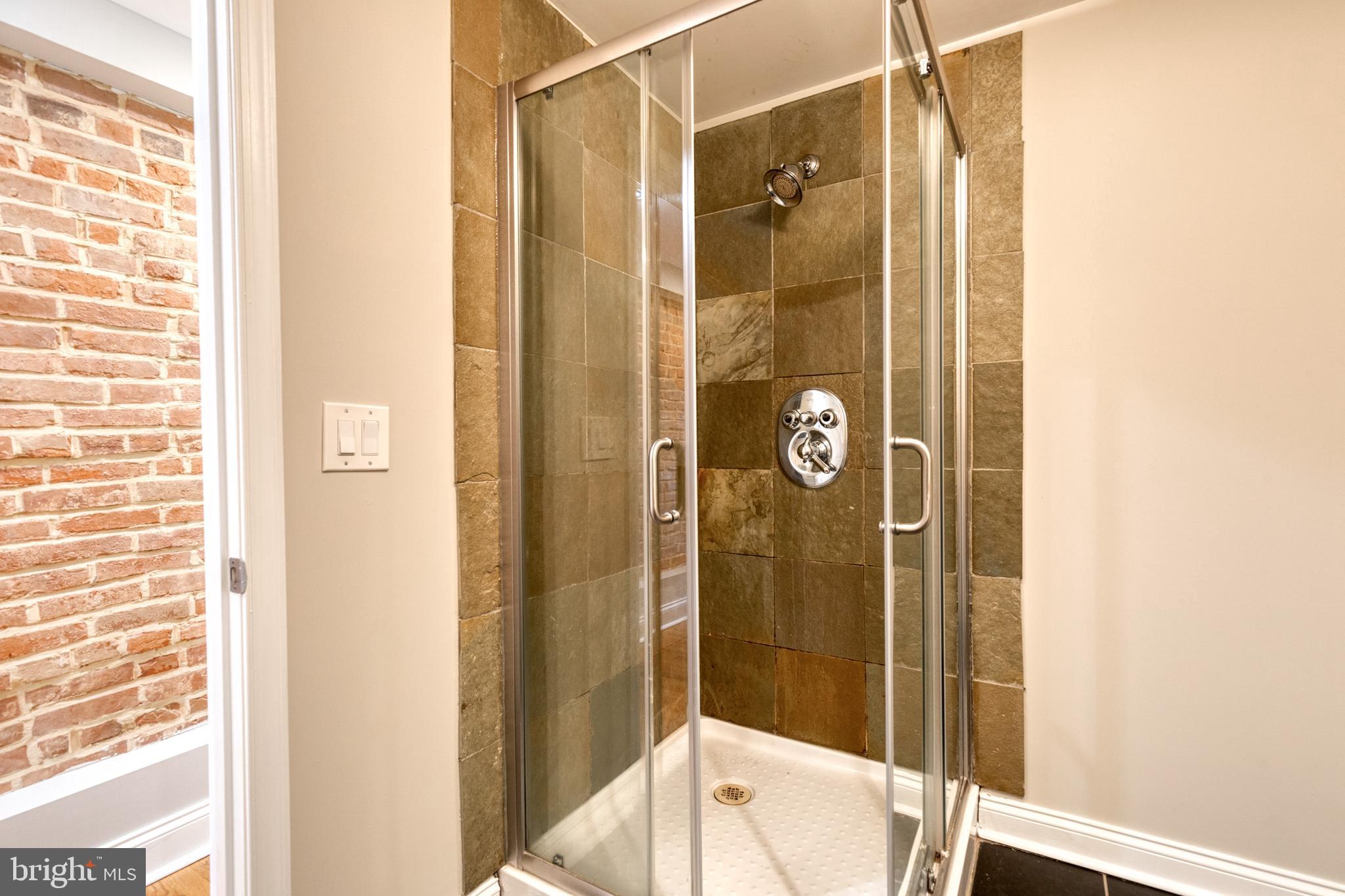 CANTON - Residential Lease