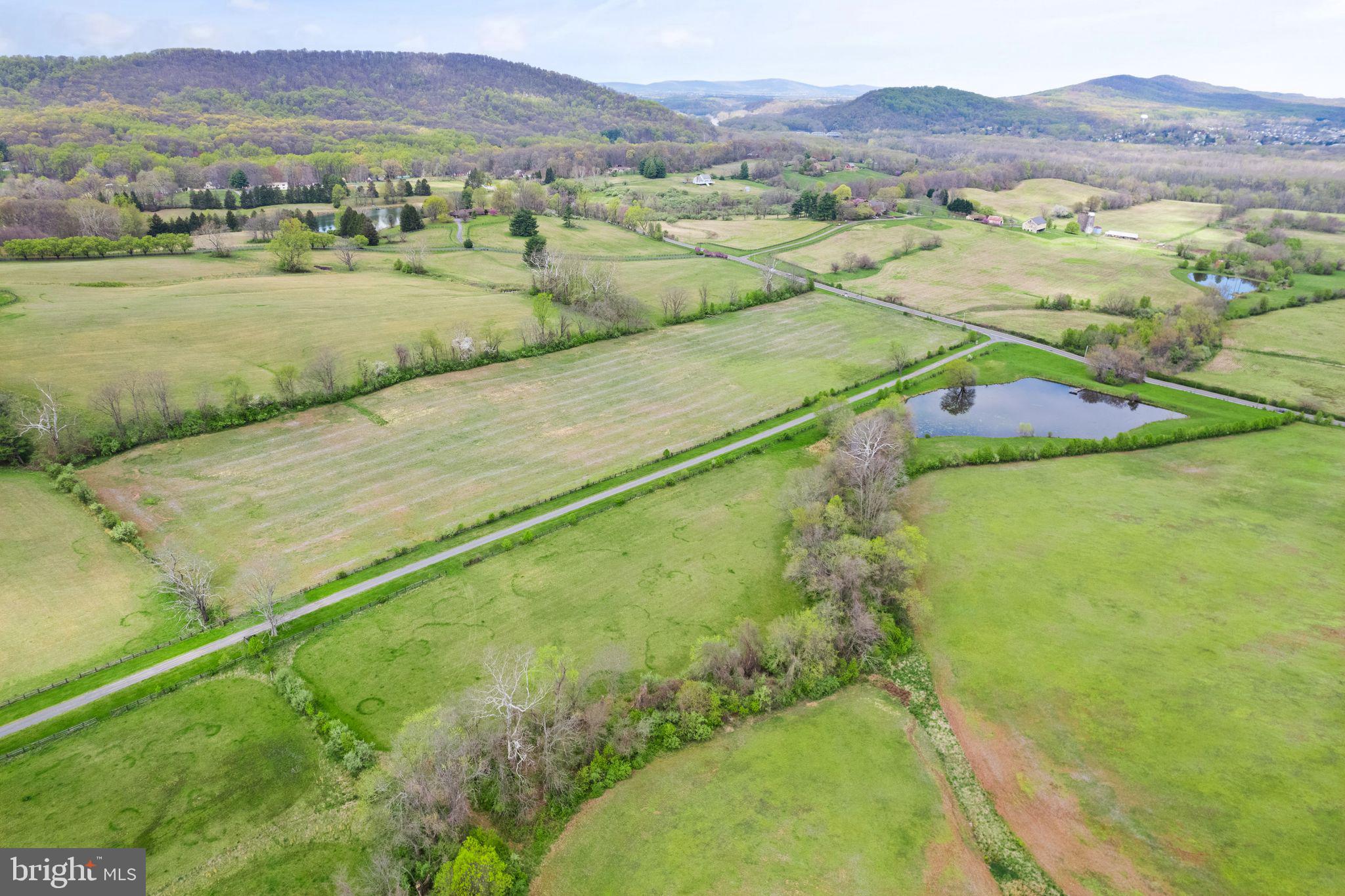 CHESTNUT HILL FARMS - Land