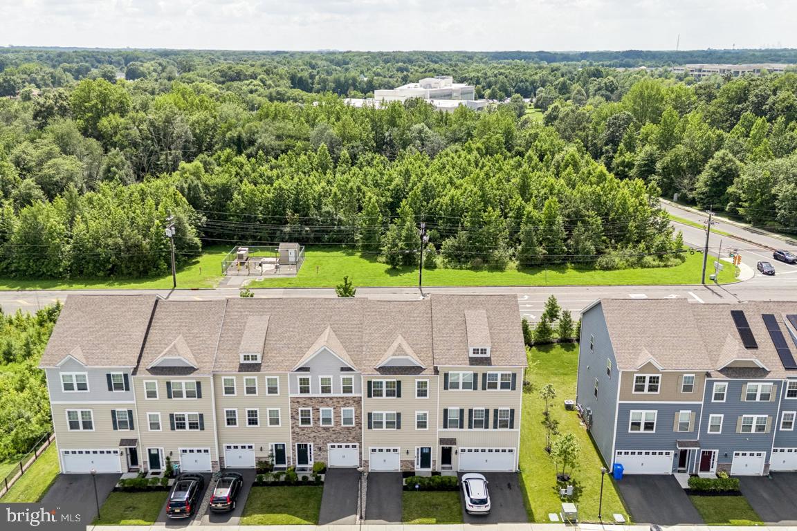 16 NAPLES LANE