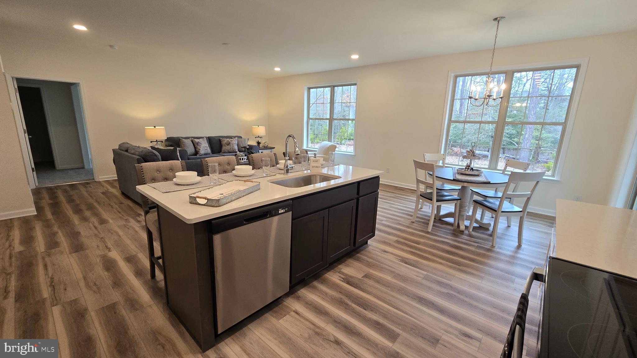 THE VINES OF SANDHILL - Residential