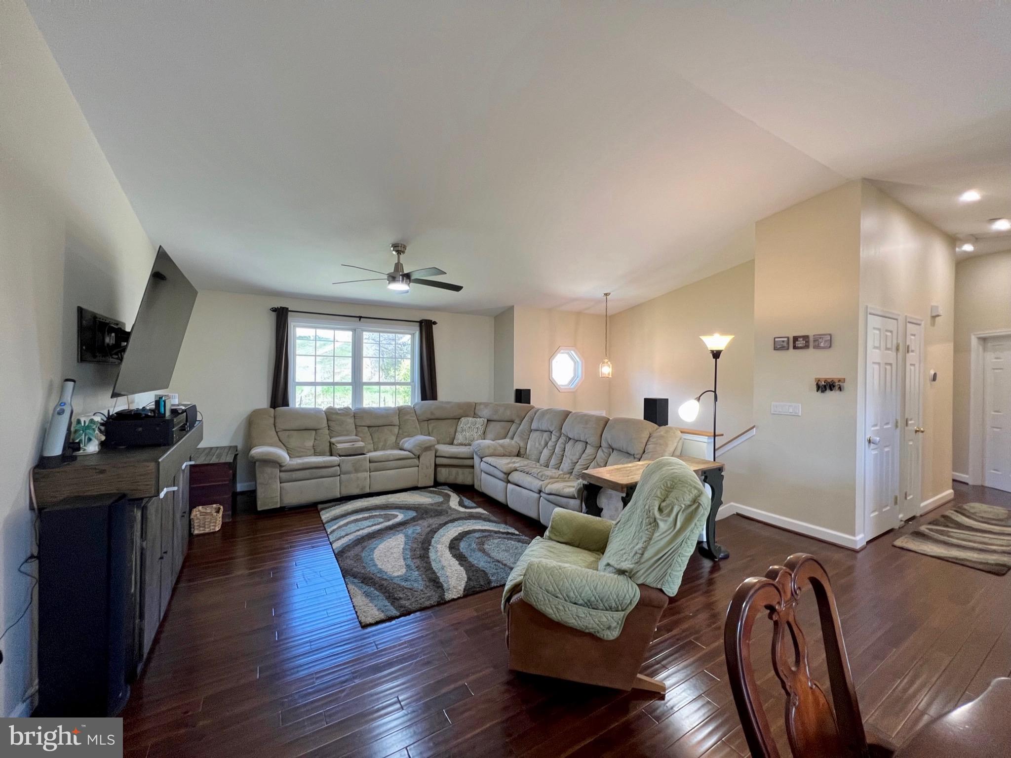 REGULARS - Residential