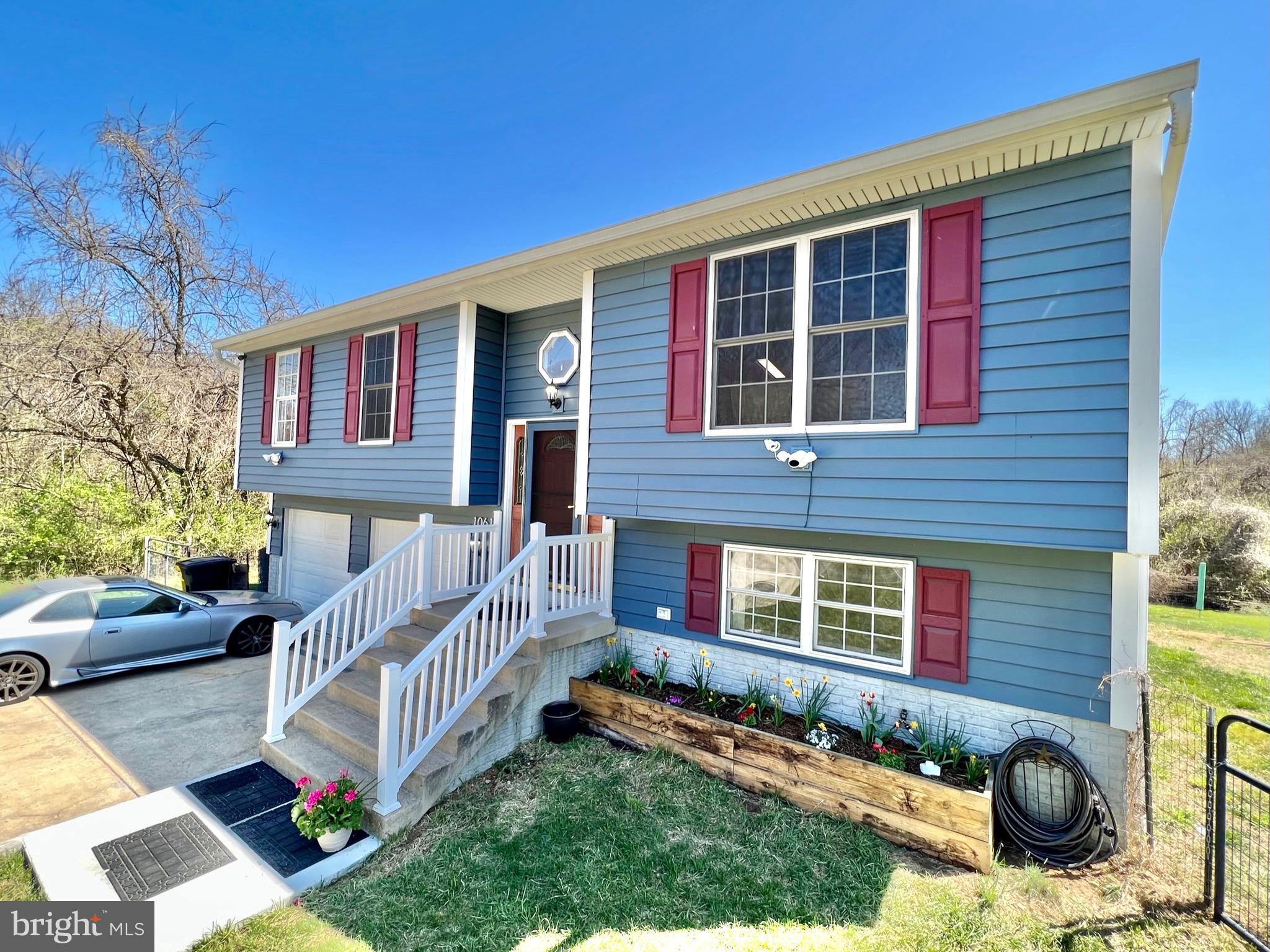 REGULARS - Residential