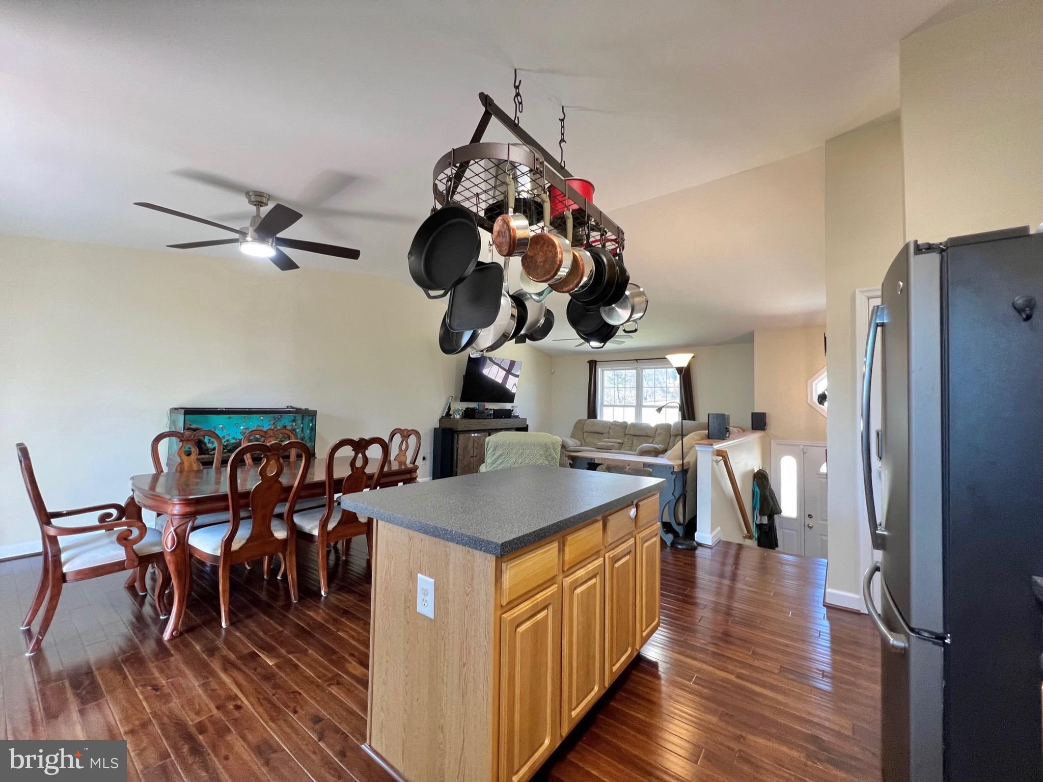 REGULARS - Residential