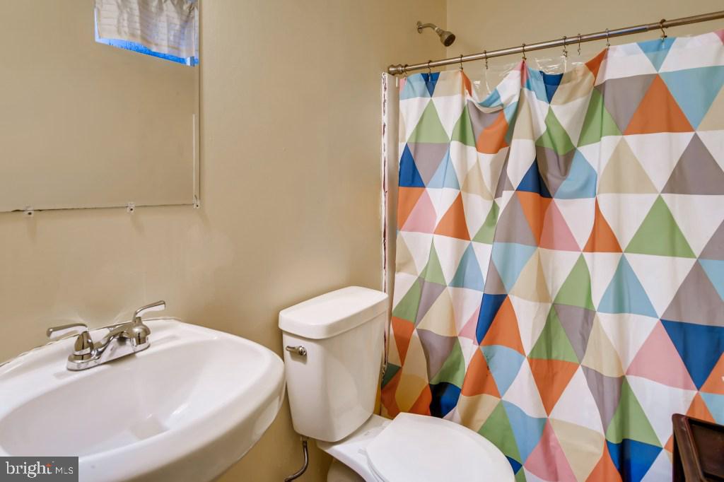 HUNTERS RUN - Residential