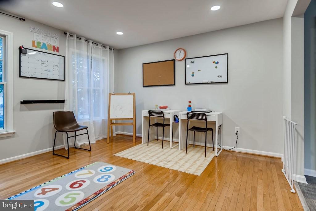 HUNTERS RUN - Residential