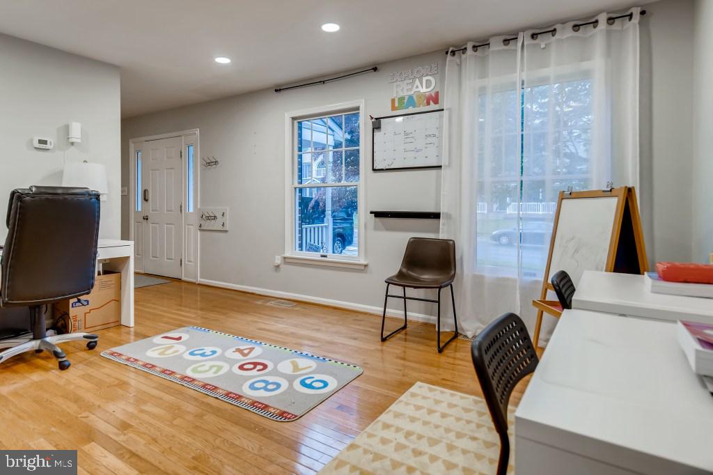 HUNTERS RUN - Residential