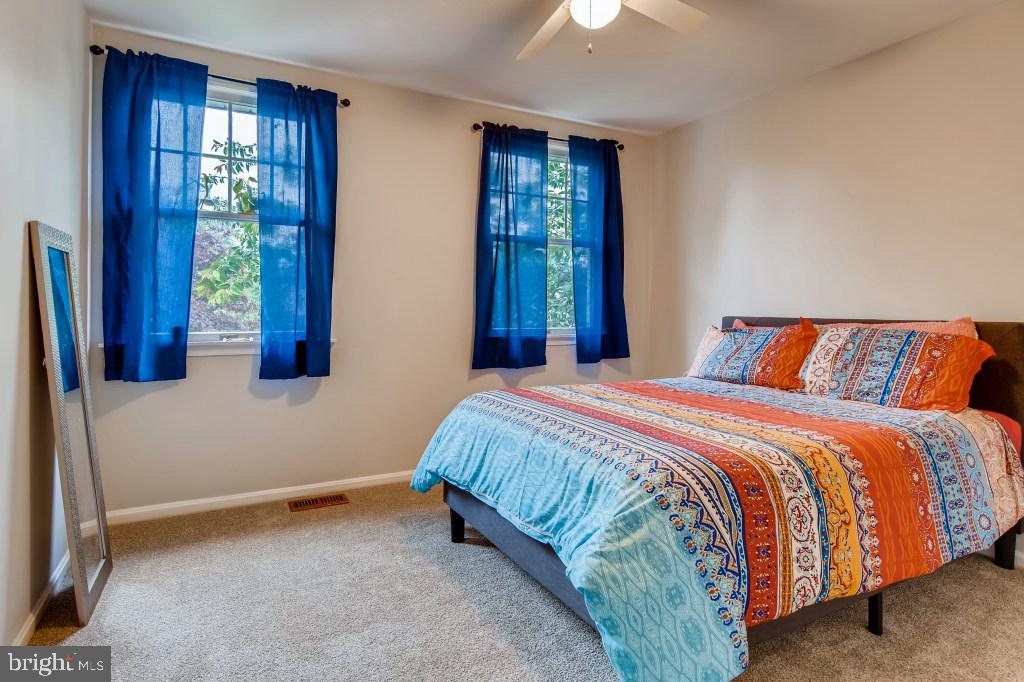 HUNTERS RUN - Residential