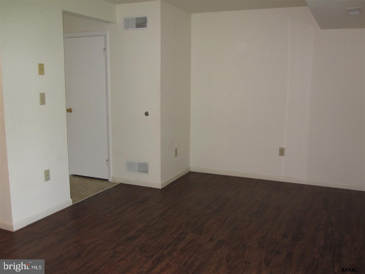 PARKSIDE - Residential