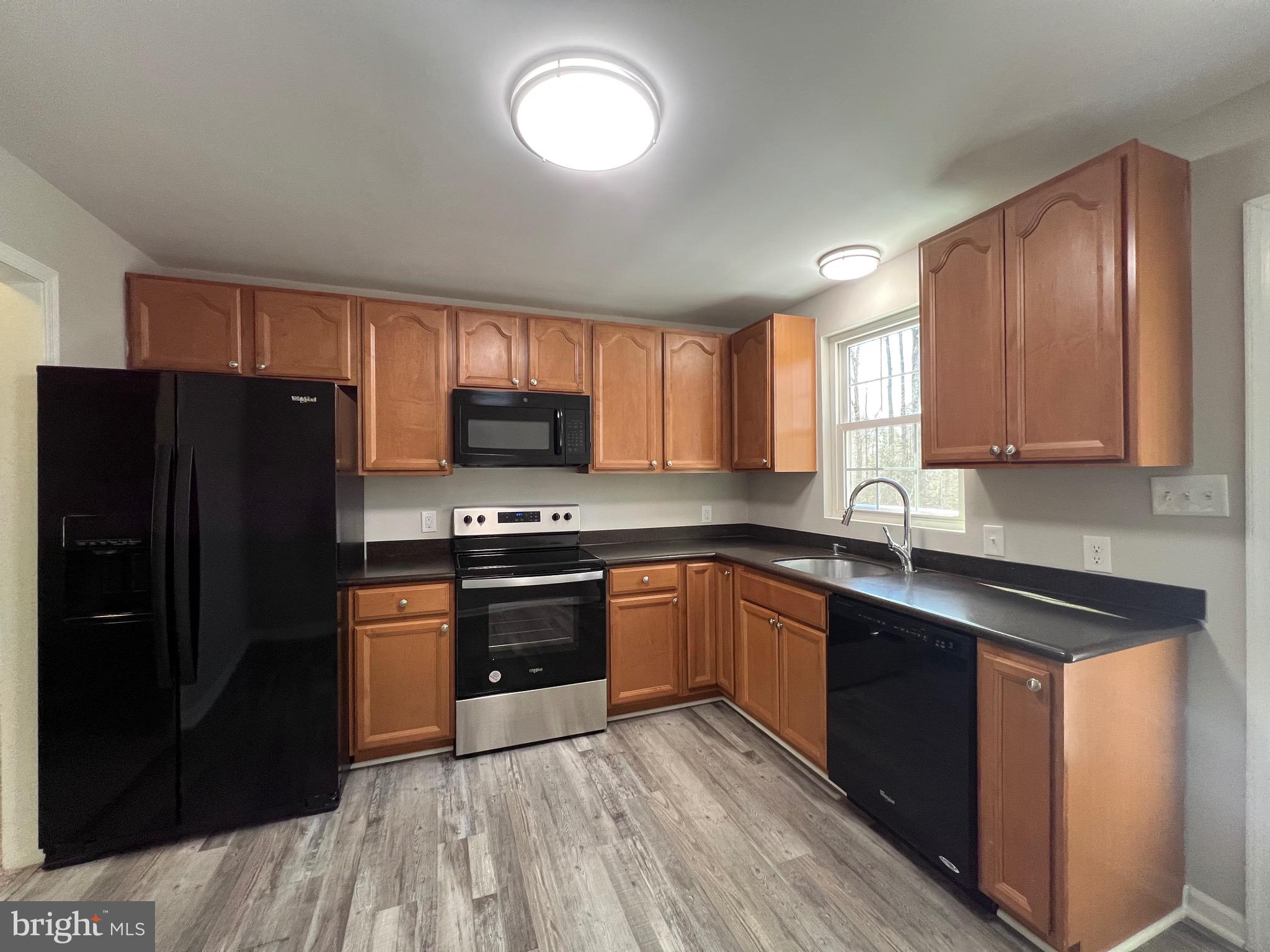 CAROLINE PINES - Residential