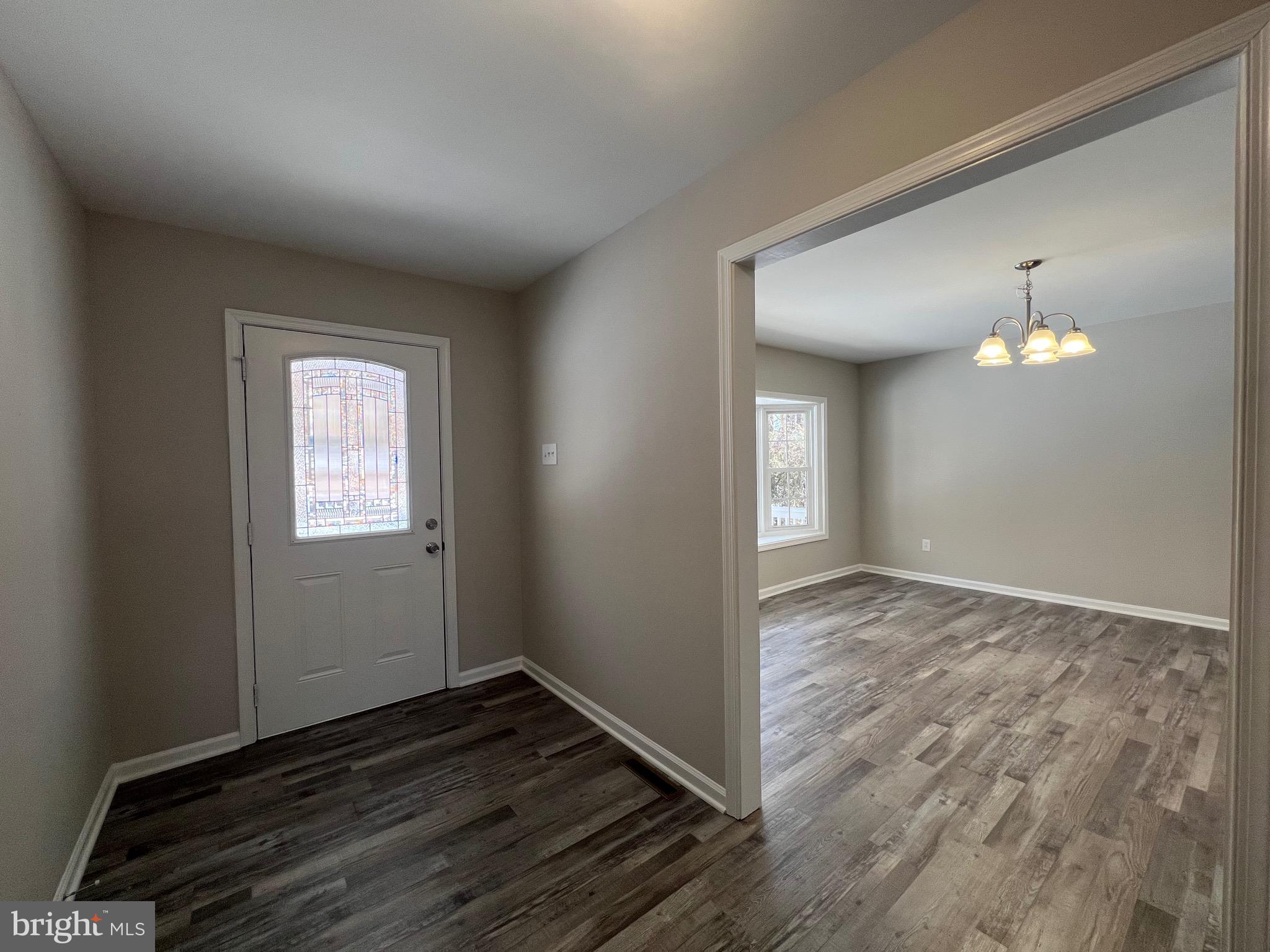 CAROLINE PINES - Residential