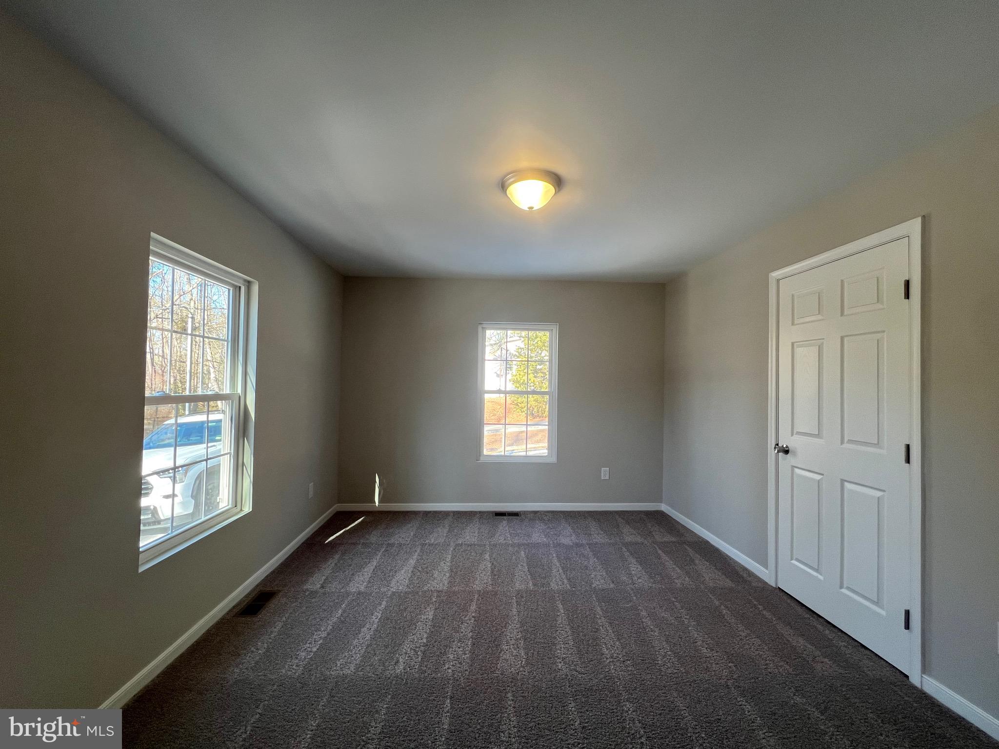 CAROLINE PINES - Residential