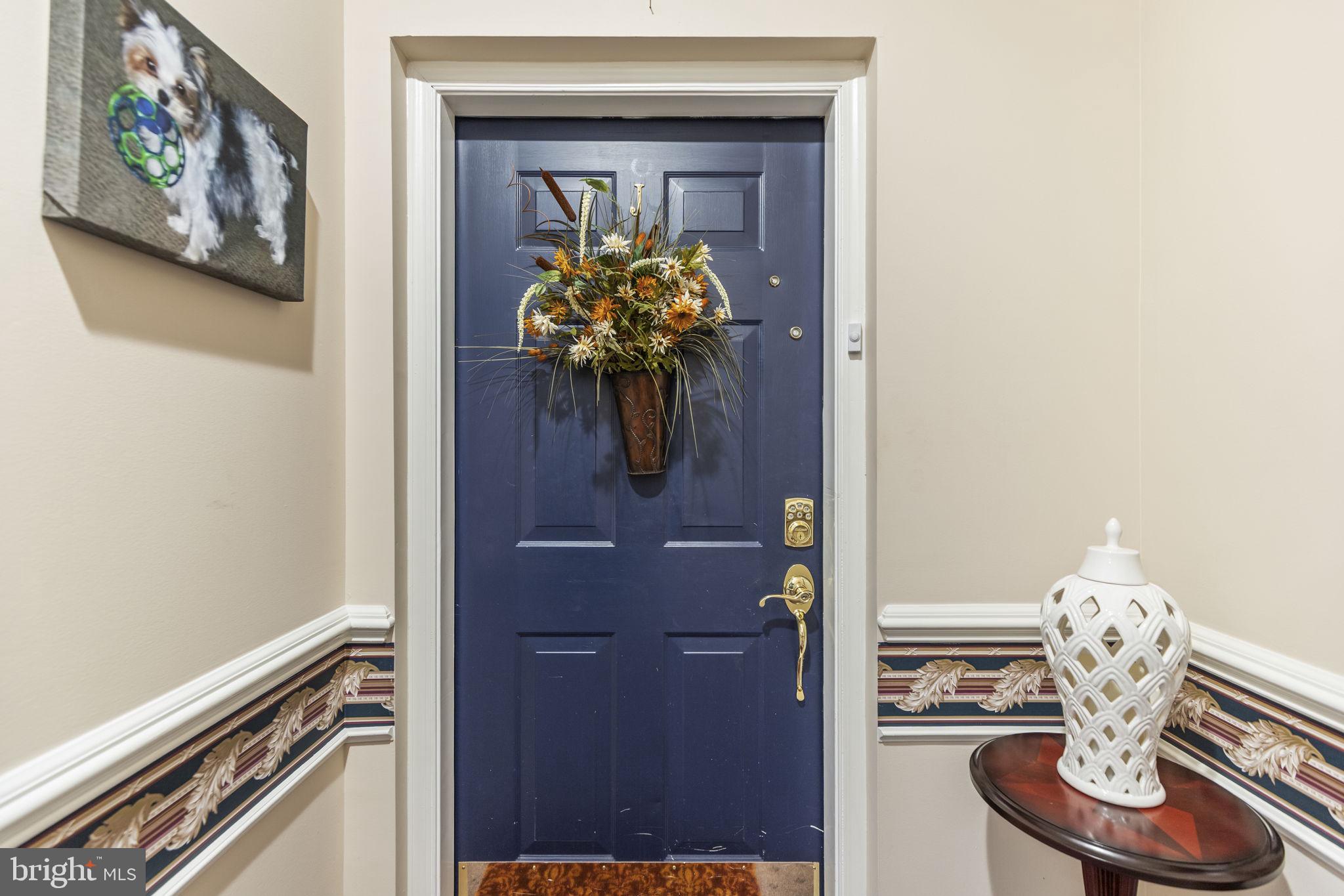 THE COURTYARDS AT POND - Residential