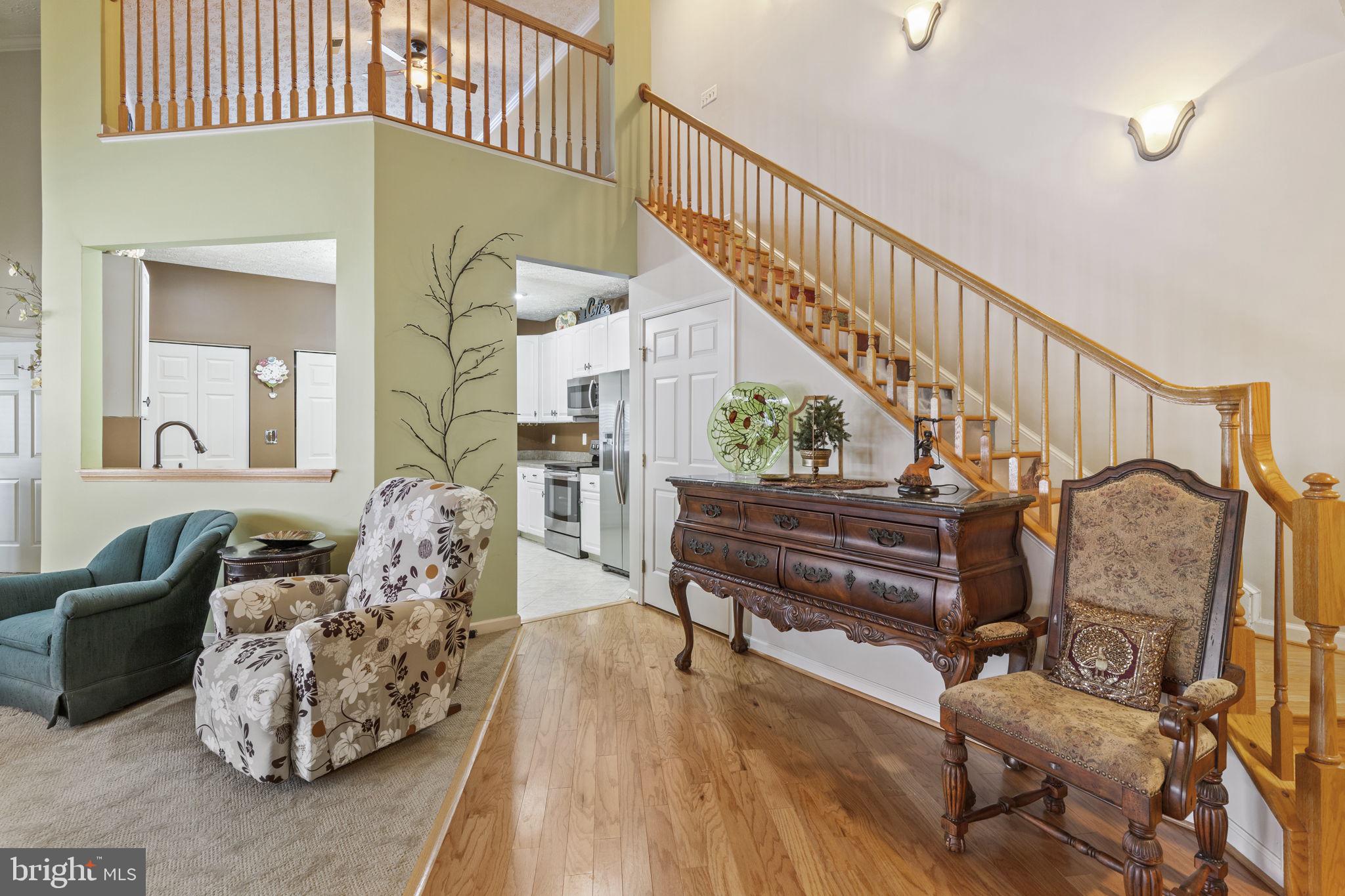 THE COURTYARDS AT POND - Residential