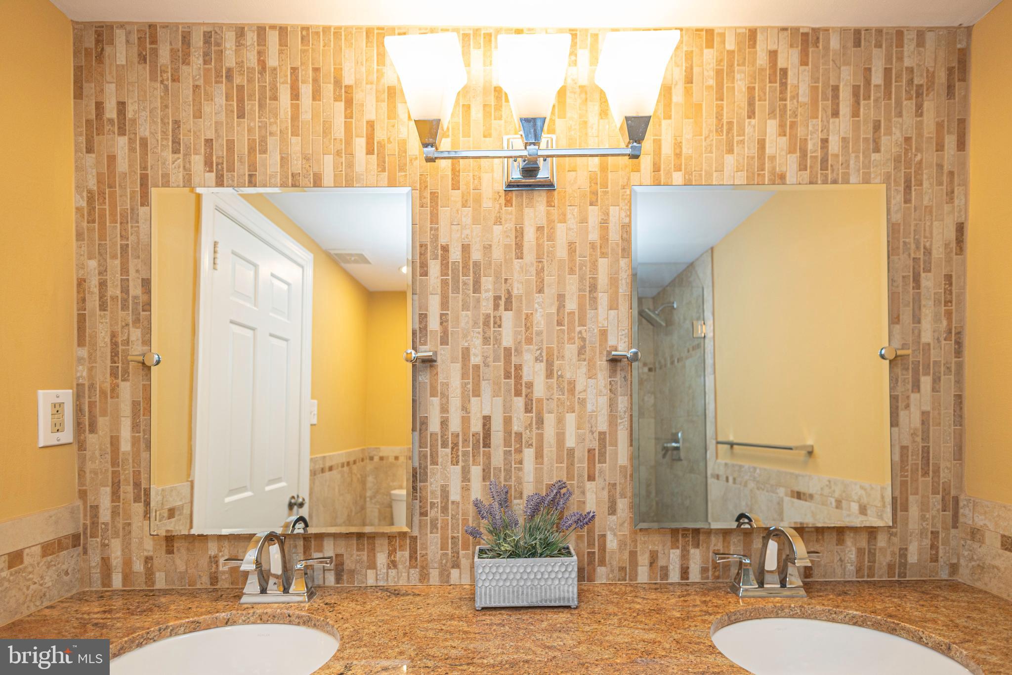 YARDLEY COMMONS - Residential