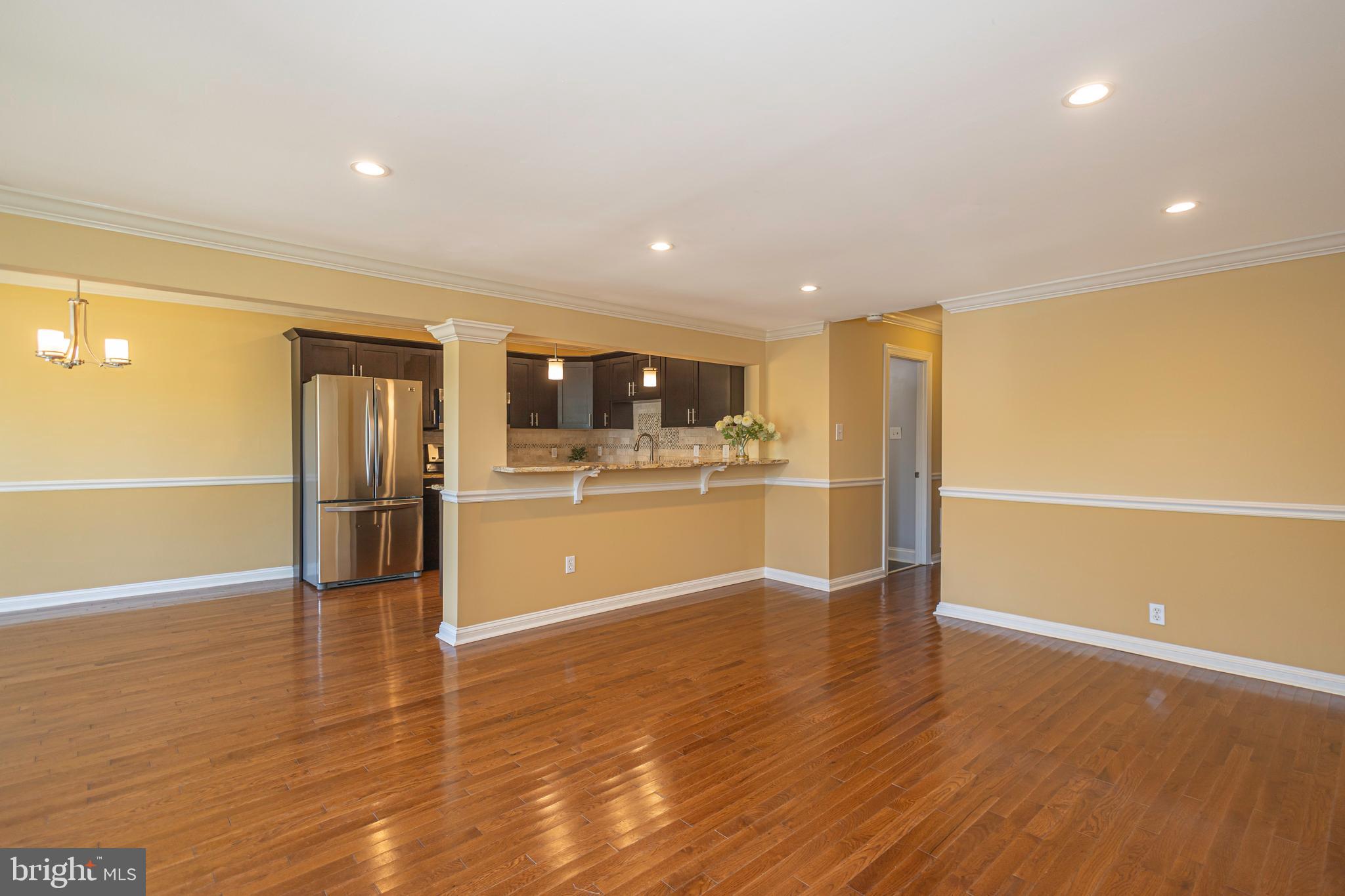 706 YARDLEY COMMONS