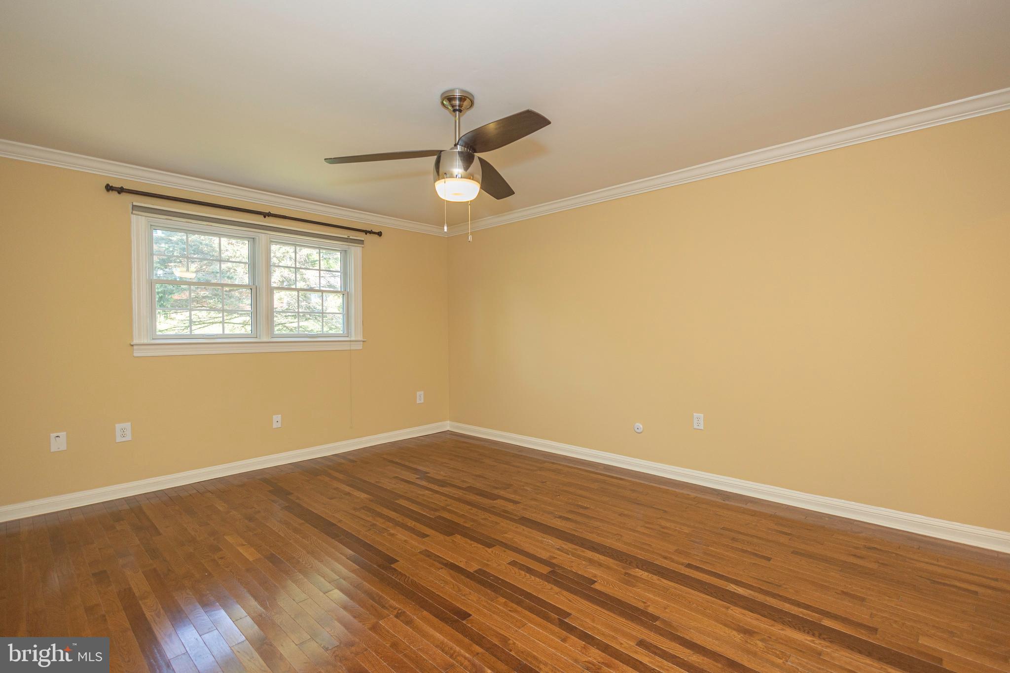 YARDLEY COMMONS - Residential