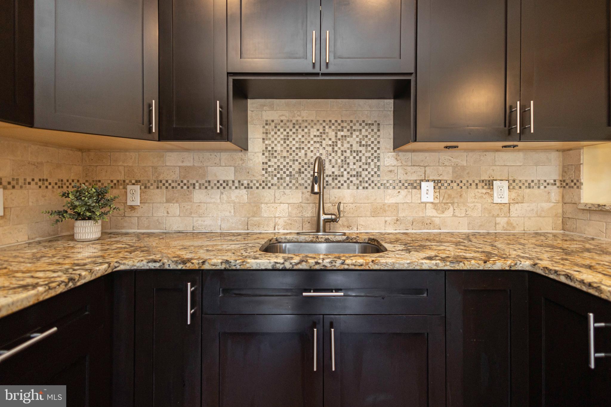 YARDLEY COMMONS - Residential