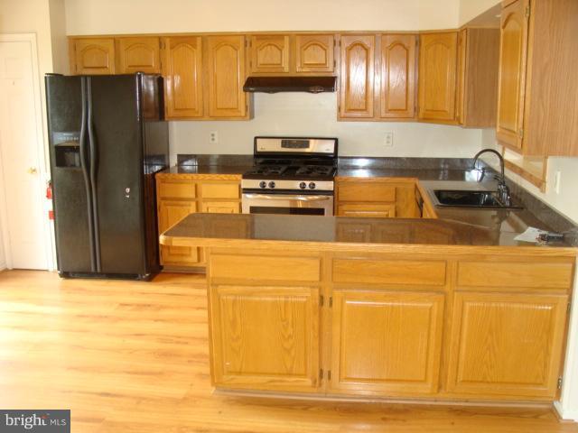 FLOWER HILL - Residential Lease