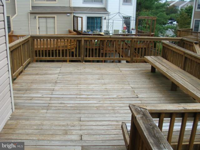 FLOWER HILL - Residential Lease