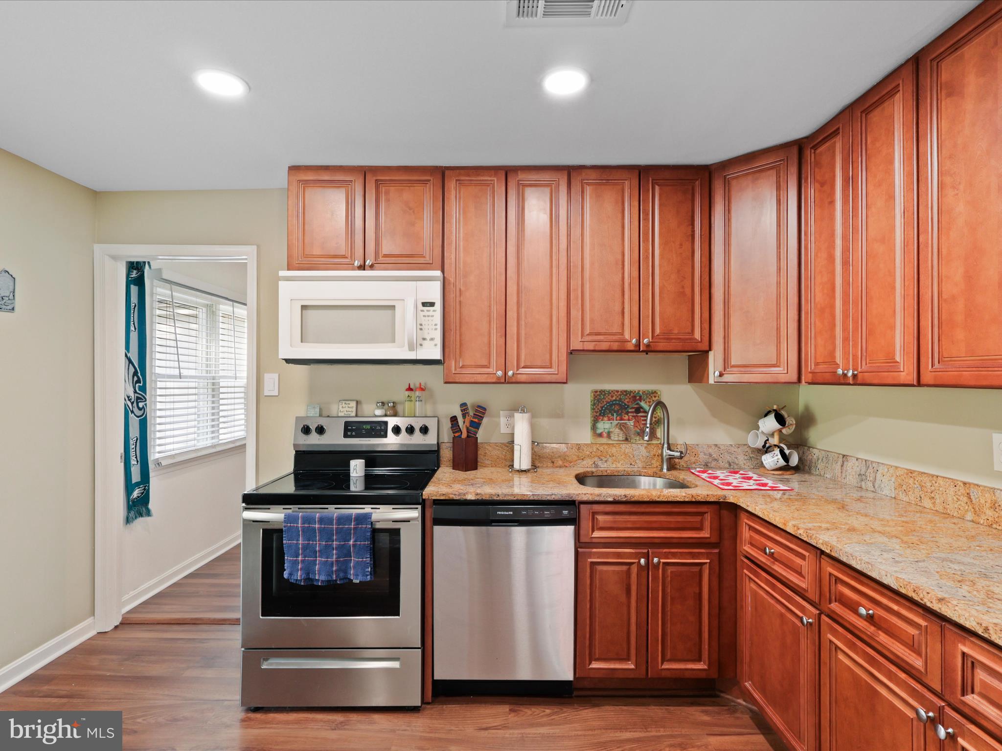 ROLLING VALLEY WEST - Residential