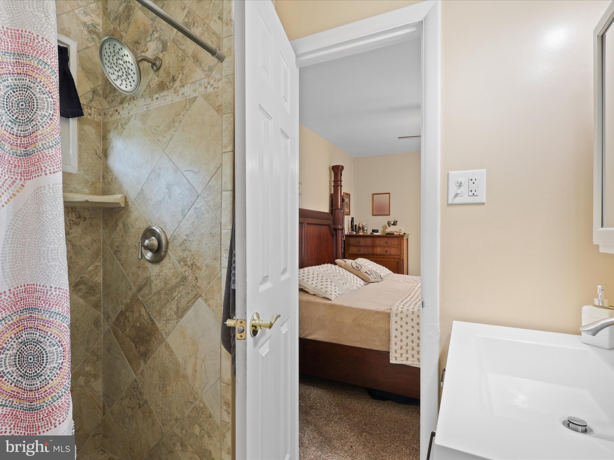 ROLLING VALLEY WEST - Residential