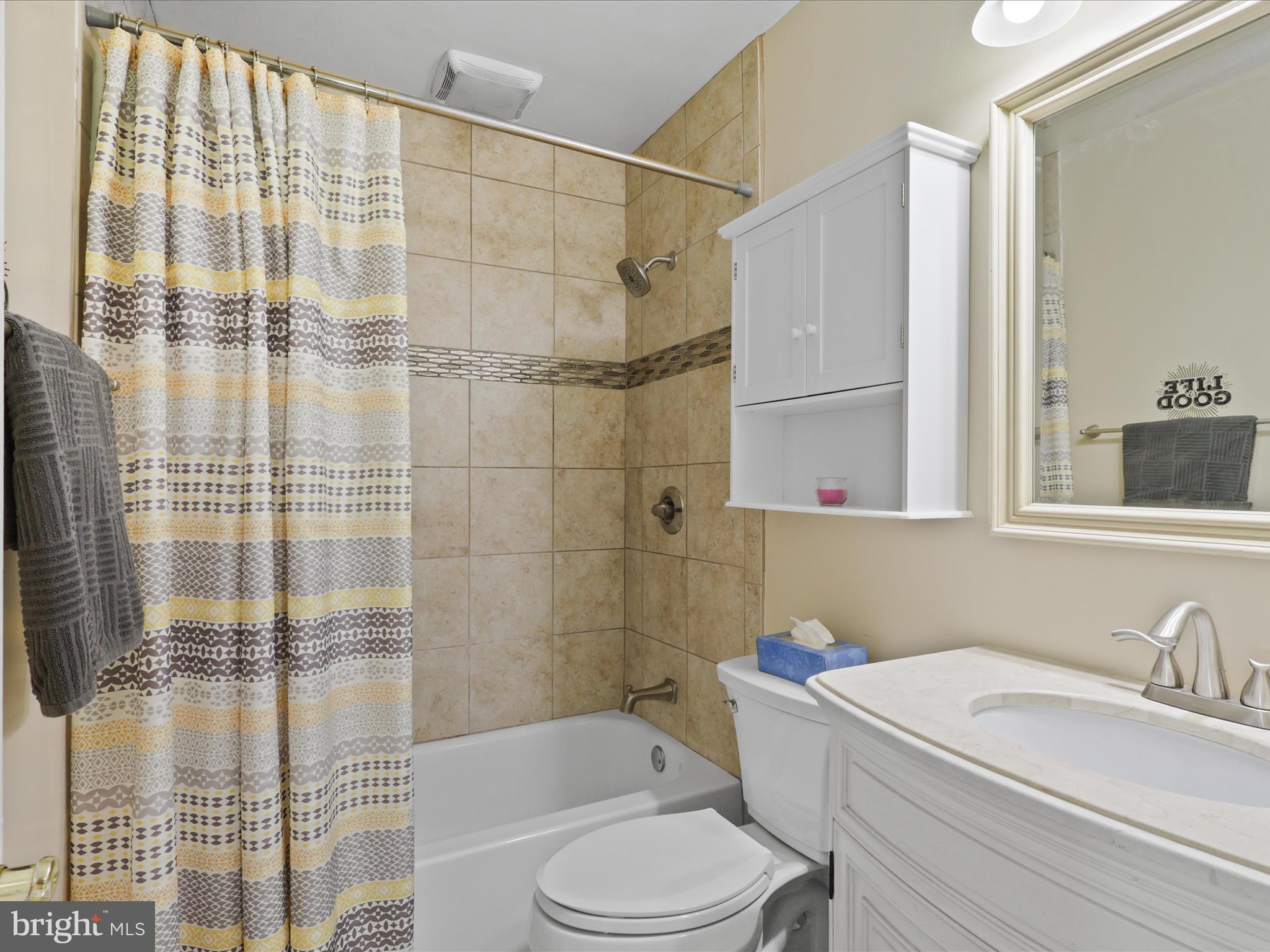 ROLLING VALLEY WEST - Residential