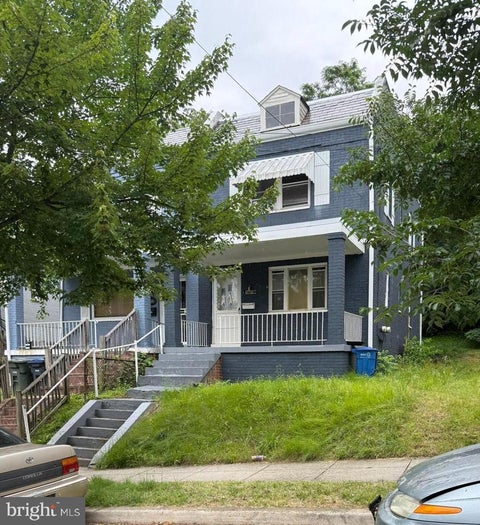 Townhouse For Sale - 1610 29th Street<br/> WASHINGTON, DC 20020