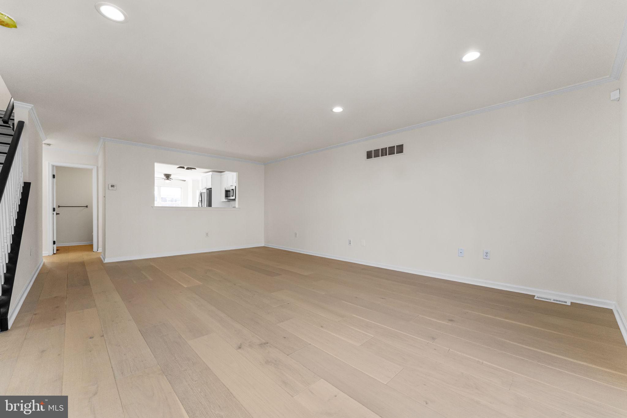 NORRISTOWN - Residential