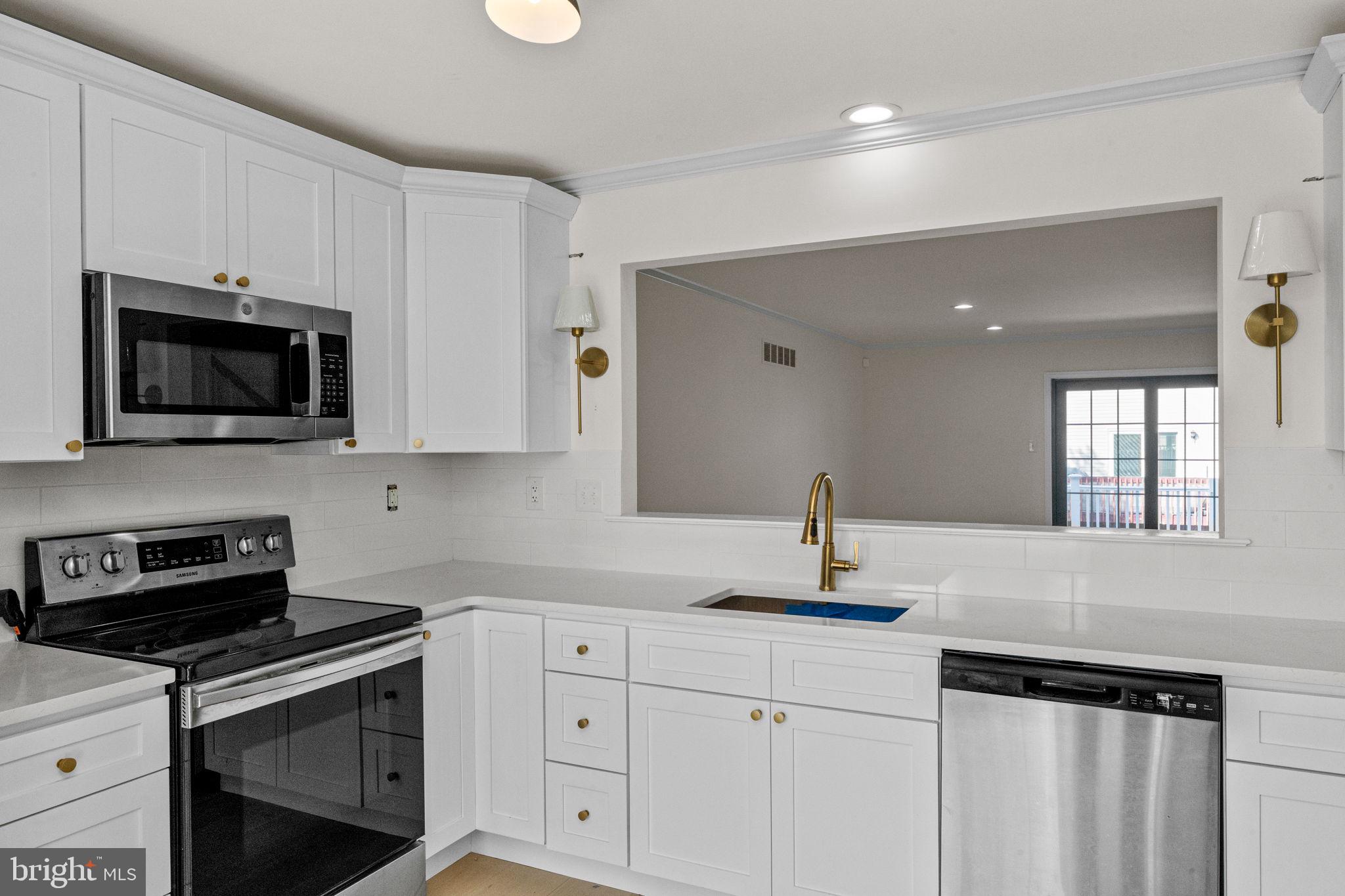 NORRISTOWN - Residential