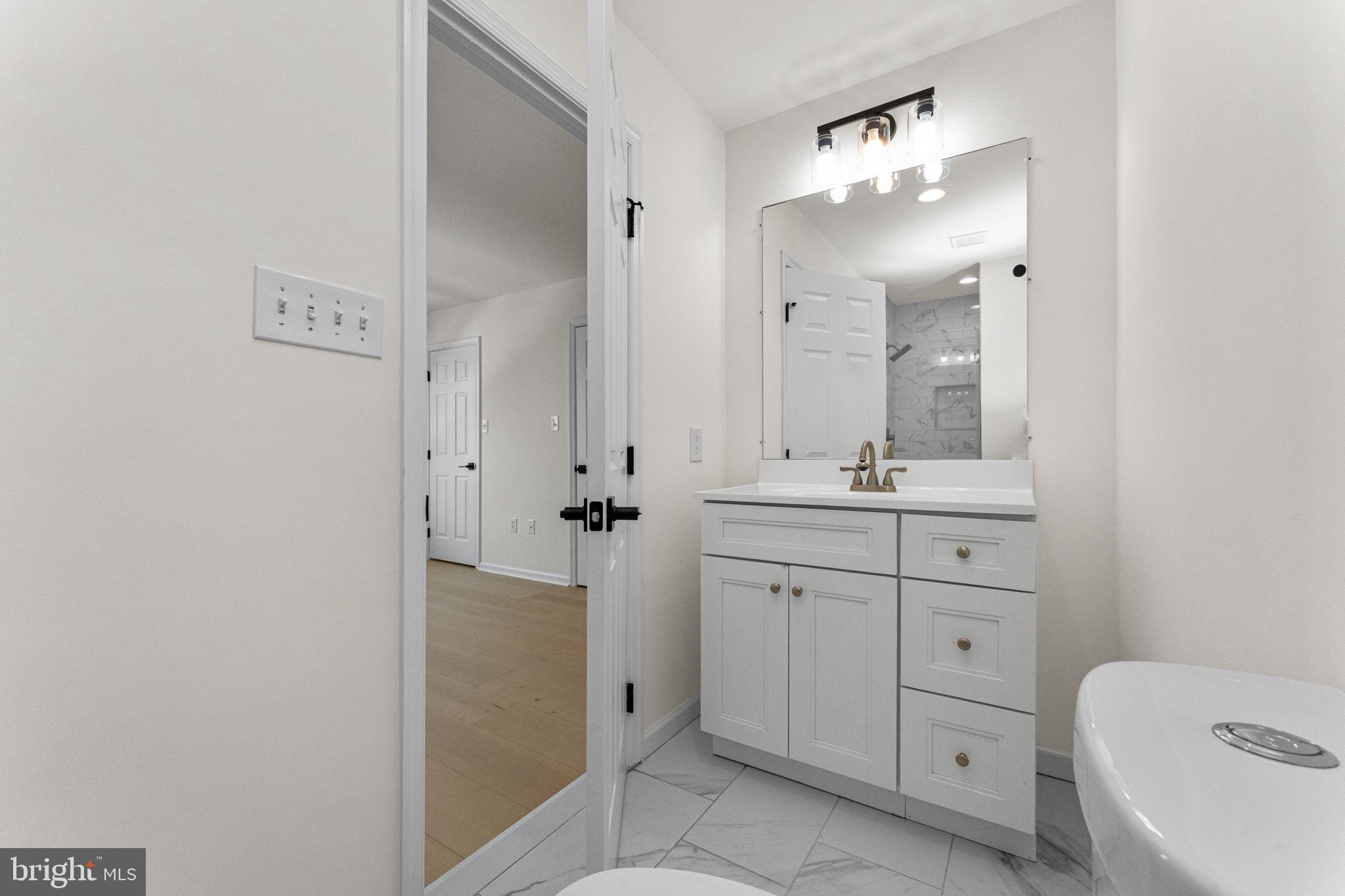 NORRISTOWN - Residential