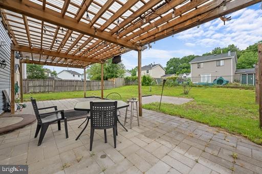 WELLINGTON WOODS - Residential Lease