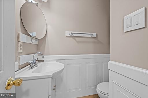 WELLINGTON WOODS - Residential Lease