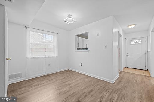 WELLINGTON WOODS - Residential Lease