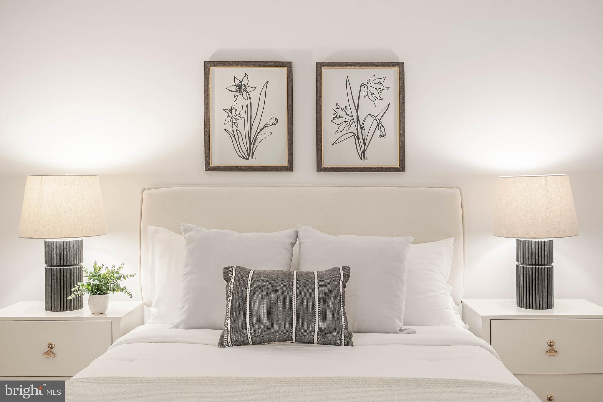 POTOMAC SHORES - Residential