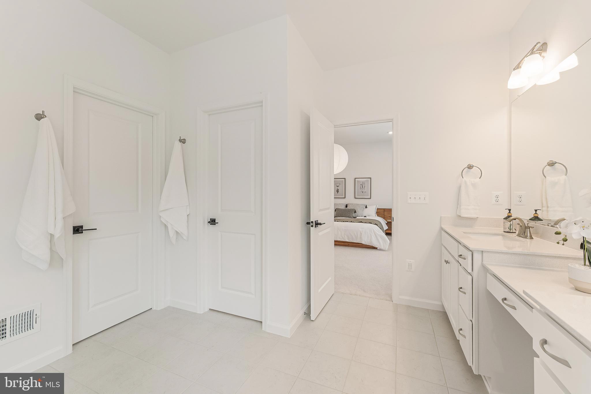 POTOMAC SHORES - Residential