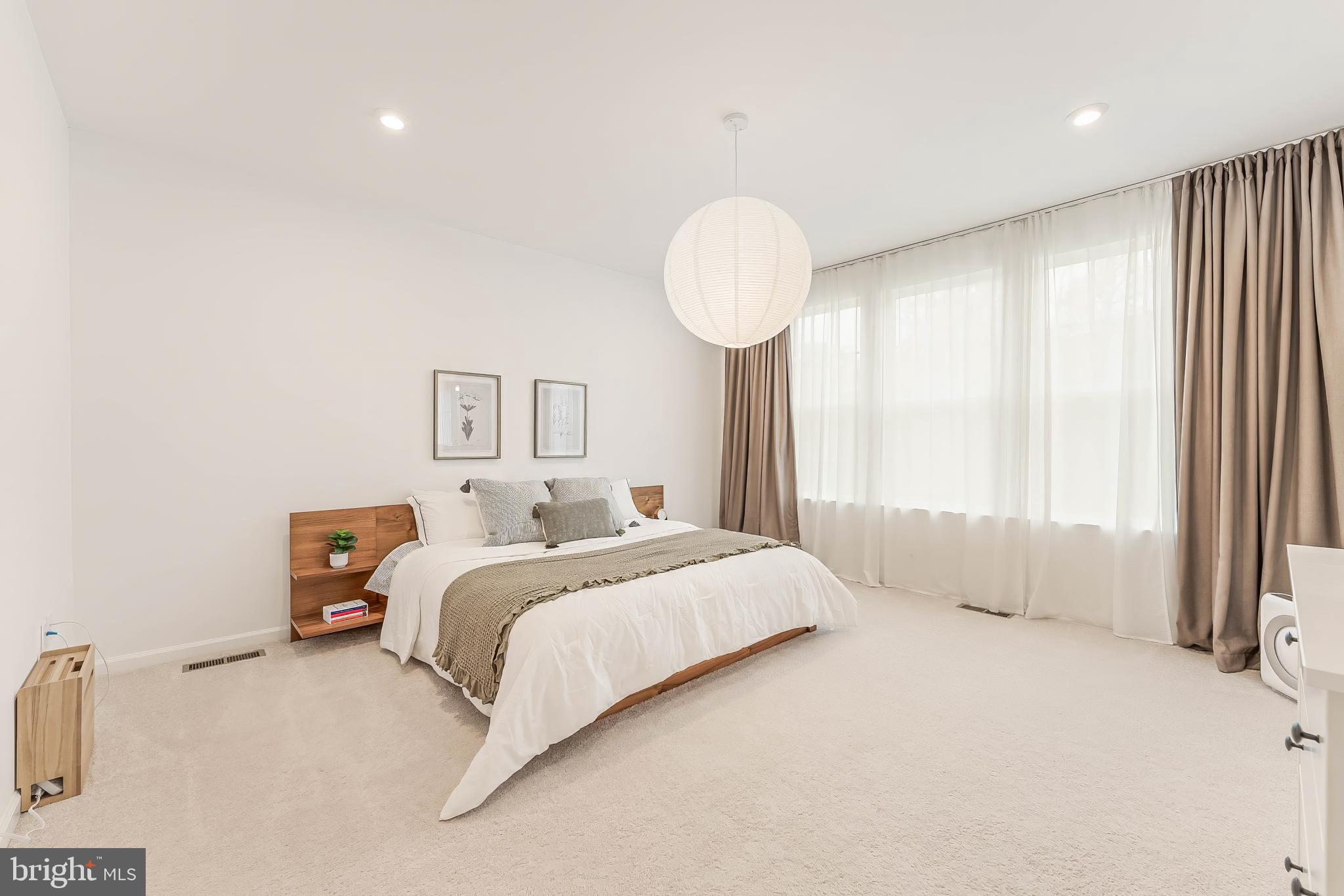 POTOMAC SHORES - Residential